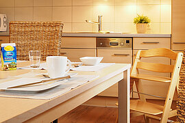 Kueche-Kinderstuhl-P5230609-Crop